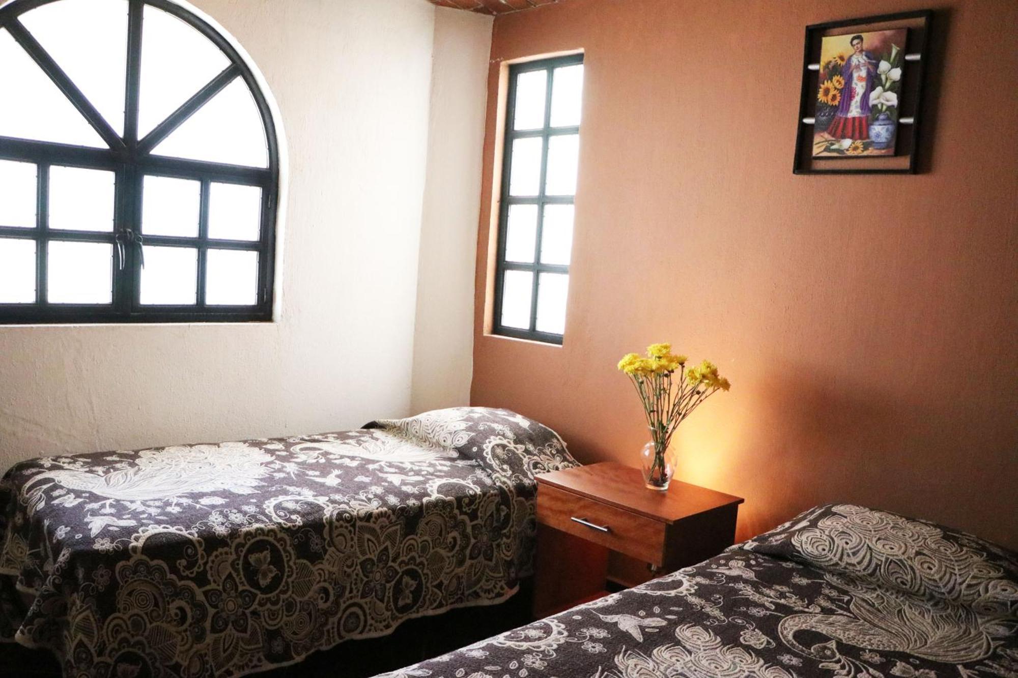Hotel Castillo Santa Cecilia タパルパ エクステリア 写真