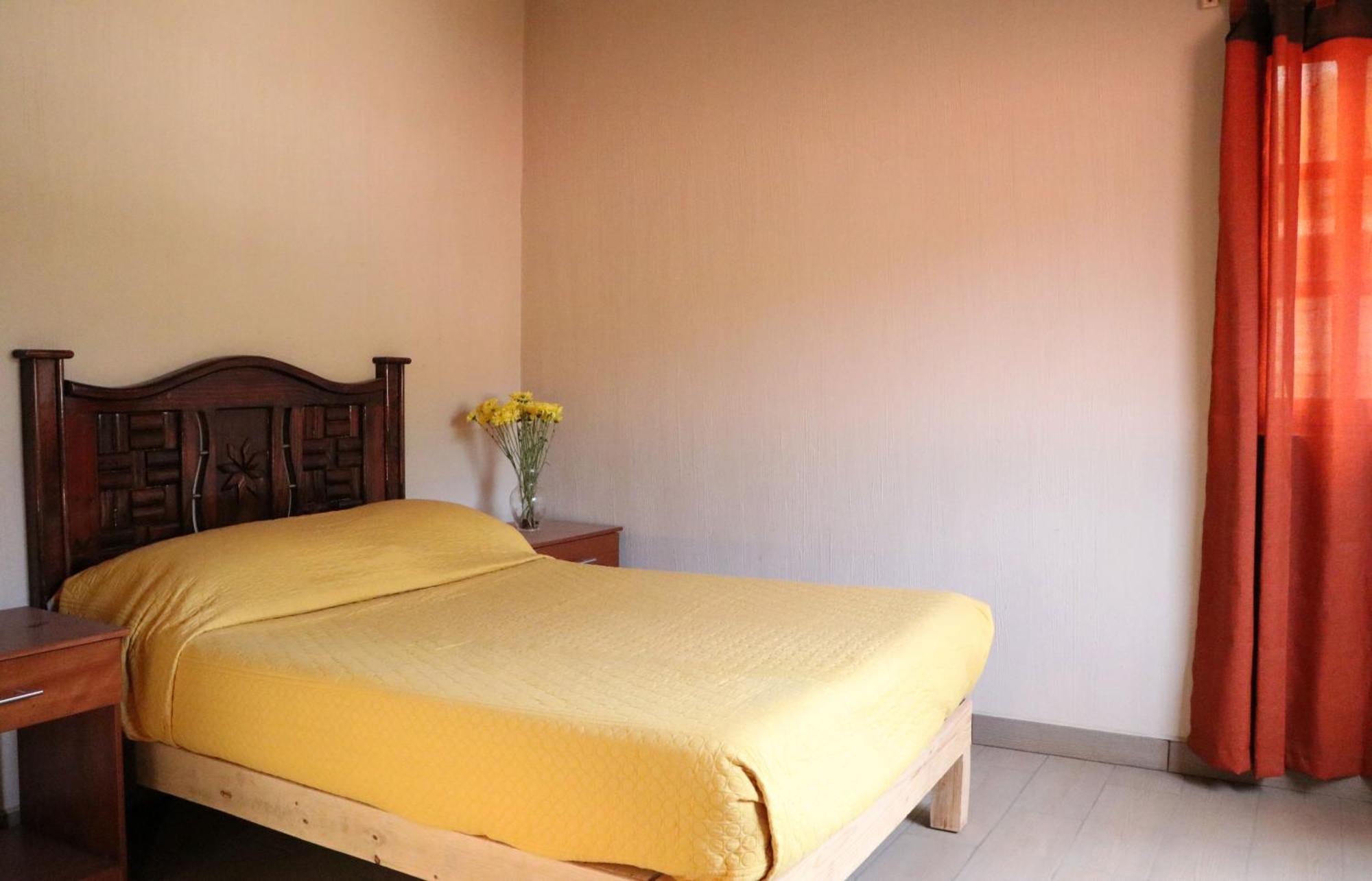 Hotel Castillo Santa Cecilia タパルパ エクステリア 写真