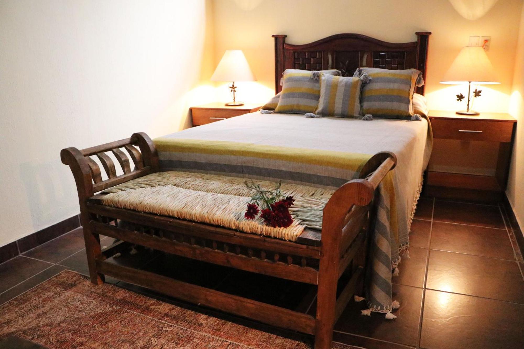 Hotel Castillo Santa Cecilia タパルパ エクステリア 写真