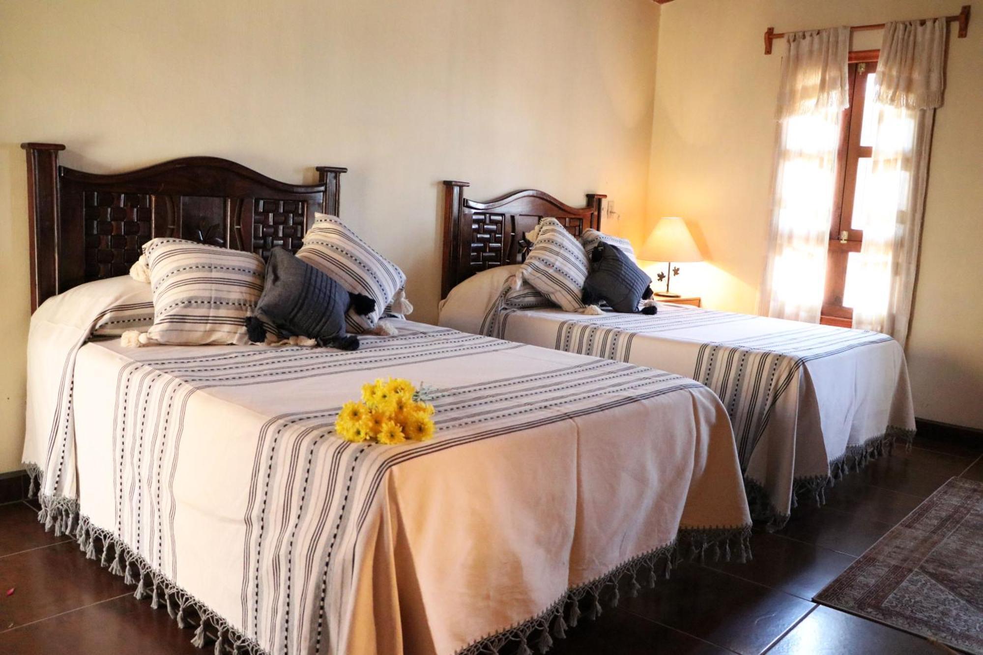 Hotel Castillo Santa Cecilia タパルパ エクステリア 写真